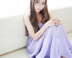 美媛馆 – 小海臀rena办公室探秘，原图中竟藏着一整个段子合集！