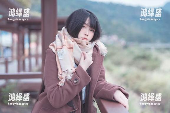 SuccubusBar里的落落Raku：图包下载，开启幻想的瞬间！