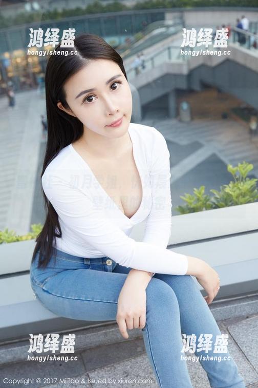 蜜桃社 - 初月学姐，恍如晨光中的美图，壁纸里的秘密