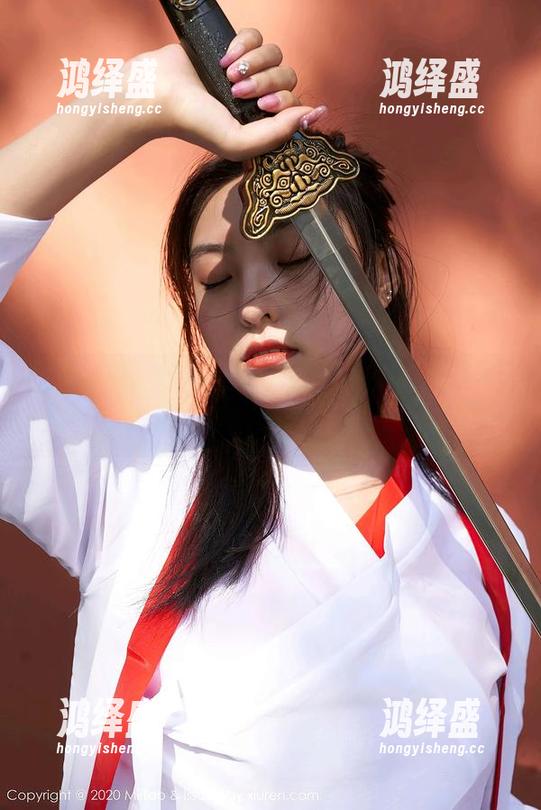 蜜桃社 - 雪梨sherry的白裙最新作品集：这到底是艺术还是迷惑？