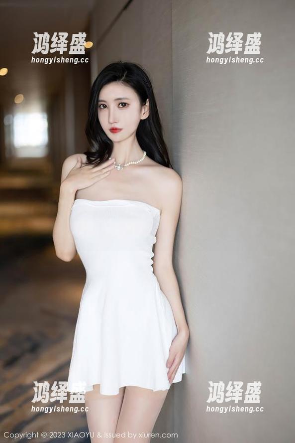 语画界 - 居家随意放飞！杨晨晨sugar图库中的私密瞬间，敢不敢下载？
