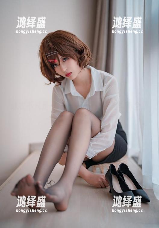 泳衣不只是一件衣服，轩萧学姐写真全集，一起感受水波的魔力！
