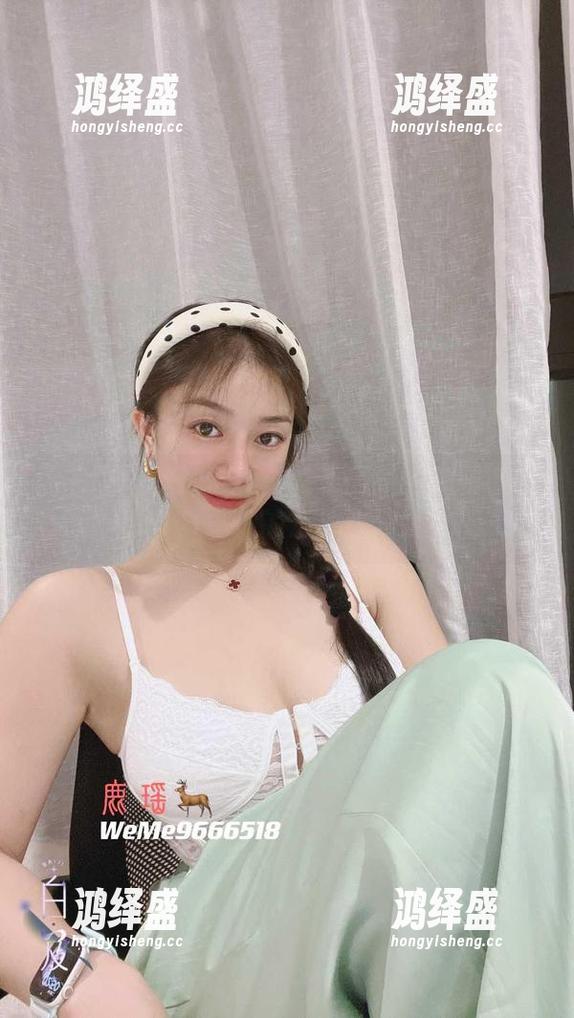 微密圈 - 鹿瑶图册：水手服里的神秘诱惑，打破你的想象边界！